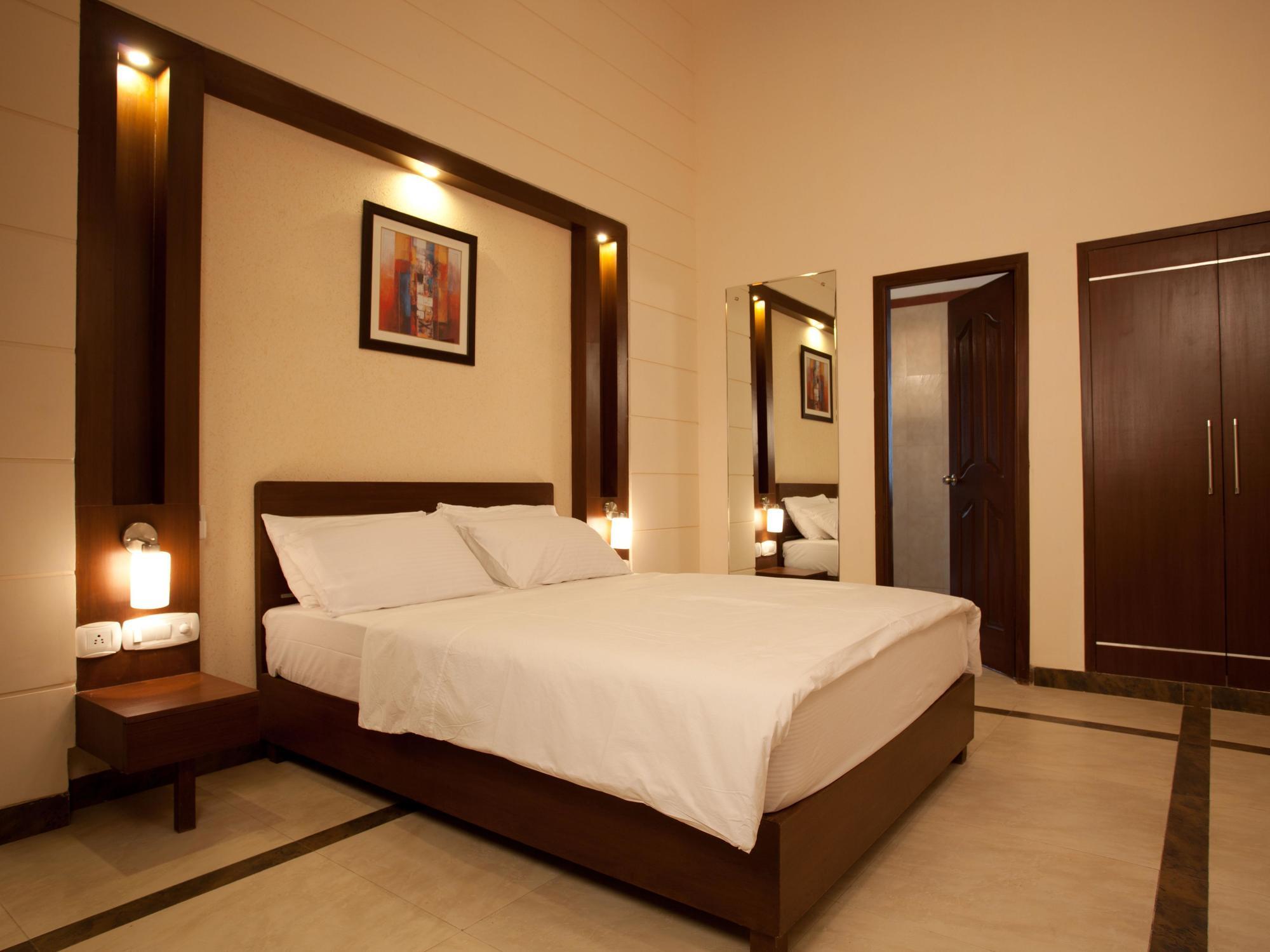 Shri Radha Brij Vasundhara Resort & Spa Govardhan Buitenkant foto