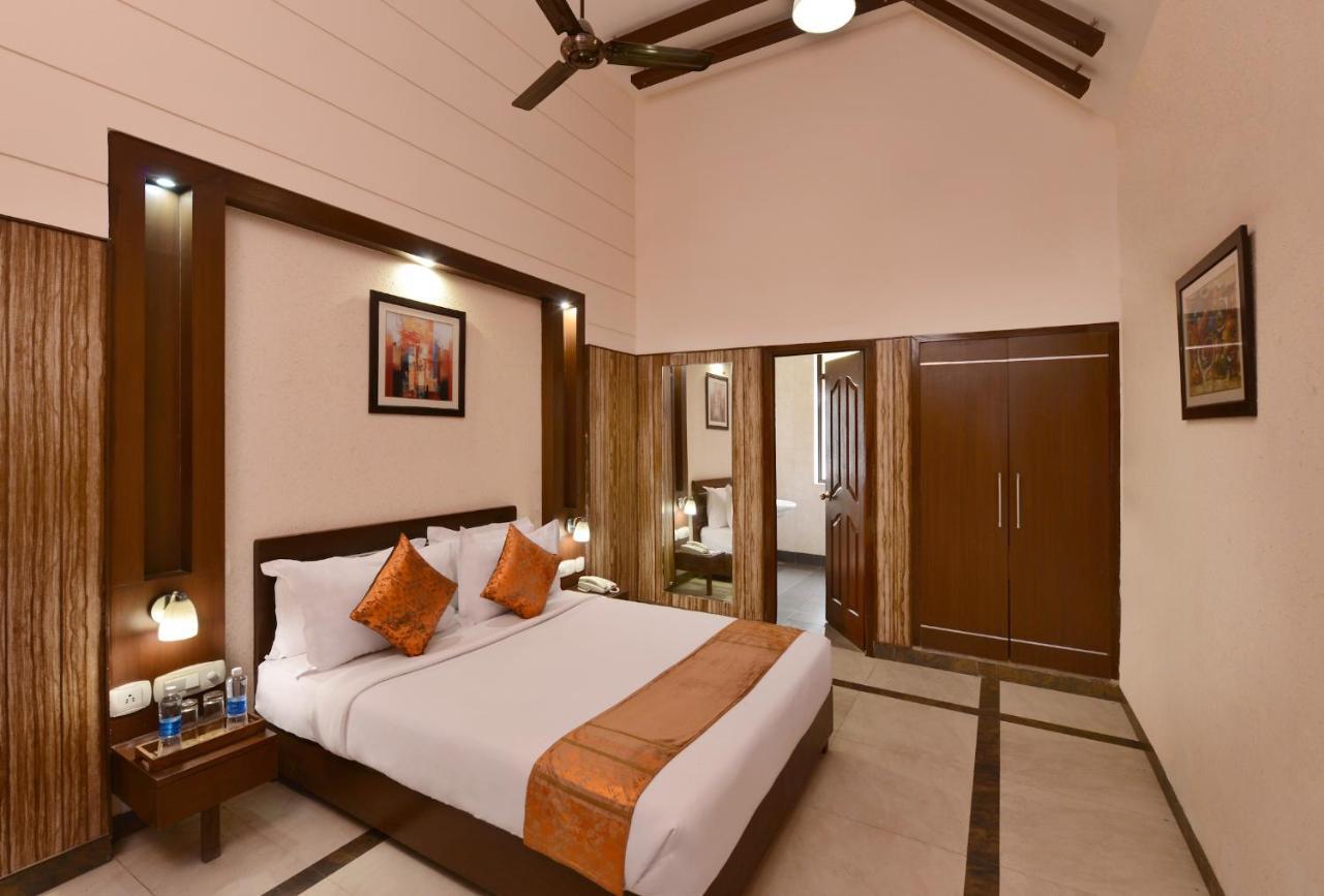 Shri Radha Brij Vasundhara Resort & Spa Govardhan Buitenkant foto